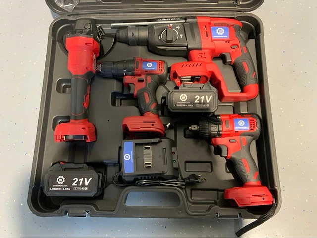 Ultra force equipment - accu gereedschapsset 4 in 1 - afbeelding 4 van  5