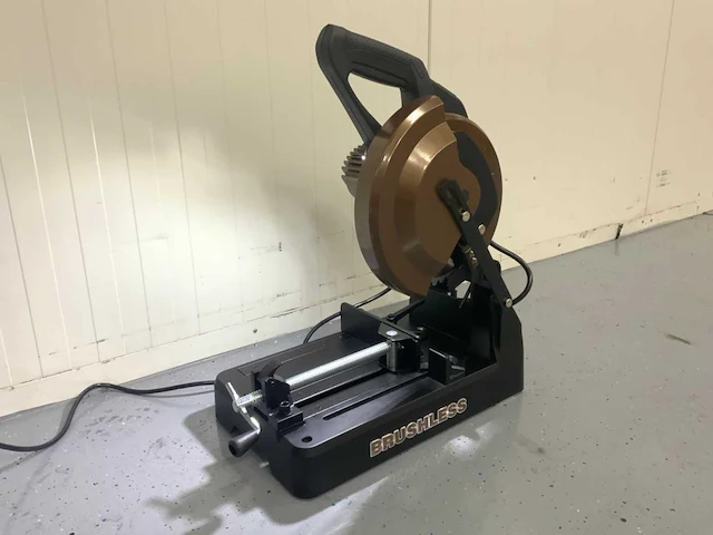 Ultra force equipment - dc955 - cirkelzaagmachine metaal - afbeelding 16 van  21