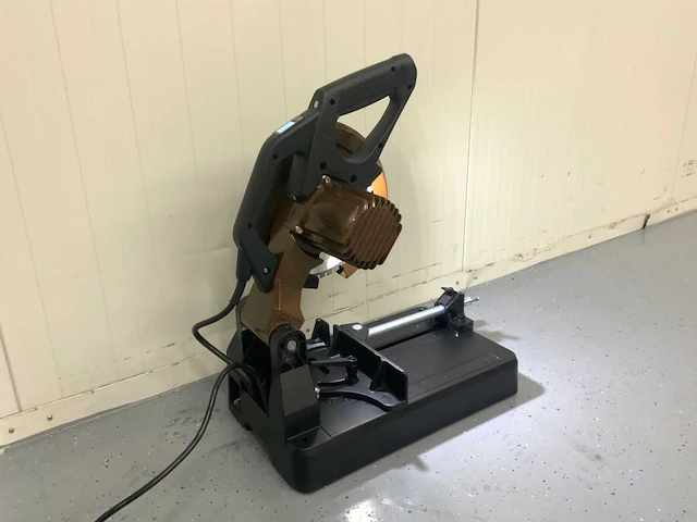 Ultra force equipment - dc955 - cirkelzaagmachine metaal - afbeelding 18 van  21