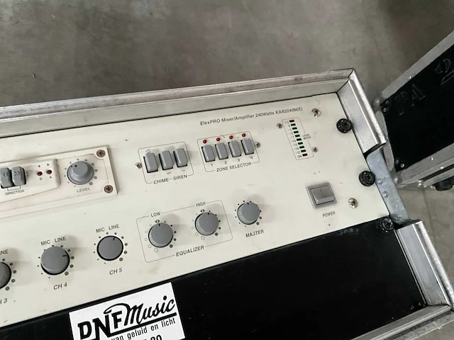 Ultrak kab2240m(e) - afbeelding 4 van  6