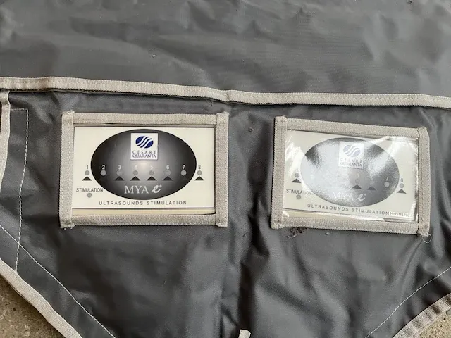 Ultrasound stimulatie pads met bijbehorende tas. - afbeelding 6 van  6