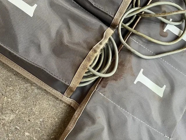 Ultrasound stimulatie pads met bijbehorende tas. - afbeelding 7 van  8