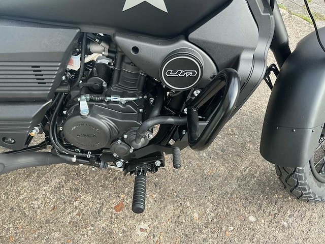Um commando 125 renegade motorfiets - afbeelding 2 van  19