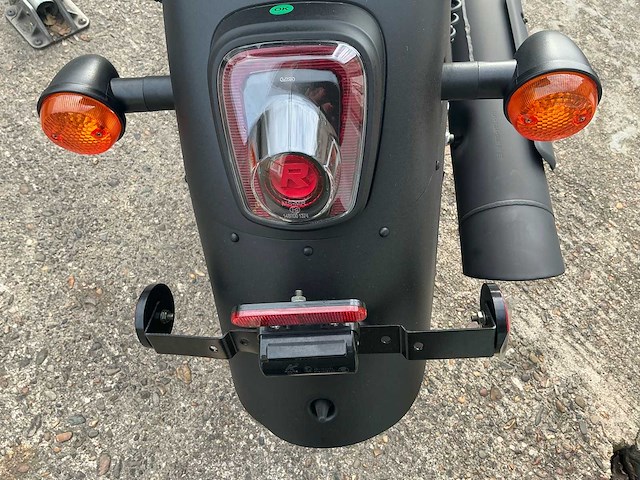 Um commando 125 renegade motorfiets - afbeelding 6 van  19