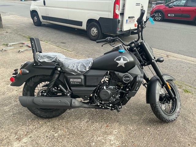 Um commando 125 renegade motorfiets - afbeelding 13 van  19