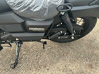 Um commando 125 renegade motorfiets - afbeelding 16 van  19