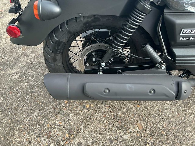 Um commando 125 renegade motorfiets - afbeelding 18 van  19