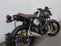 Um renagade scrambler x café - afbeelding 5 van  10