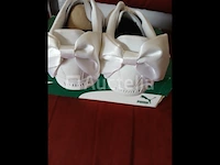 Une paire de baskets puma neuves pour femme - afbeelding 4 van  4