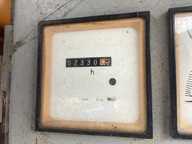 Unelec at25lb51 stroomgenerator - afbeelding 11 van  13