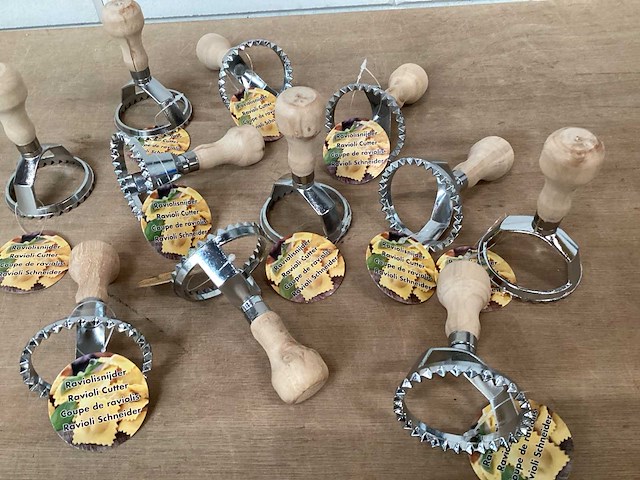 Uni raviolisteker rond (122x) - afbeelding 1 van  4