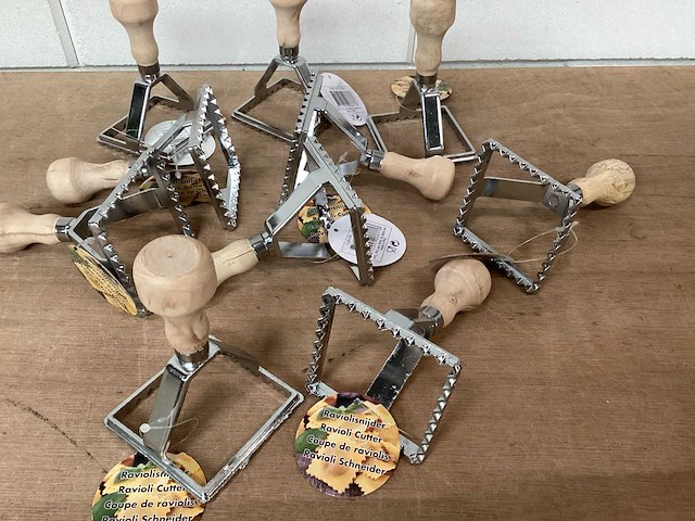 Uni raviolisteker vierkant (98x) - afbeelding 1 van  3