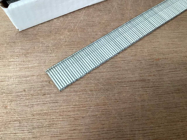 Uni spijkers voor tacker 15 mm, doosje 5000 st (40x) - afbeelding 2 van  4