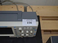 Uni-t upo2202cs ultra phosphor oscilloscope - afbeelding 2 van  5