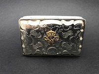 Unieke zilveren tabaksdoosje met monogram koning willem iii der nederlanden (1849-1890) - afbeelding 18 van  34