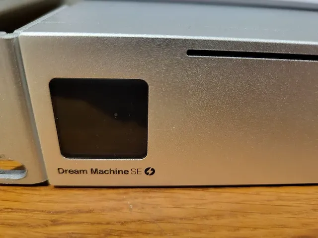 Unify dream machine se + 2 x unify 6 pro - afbeelding 2 van  5