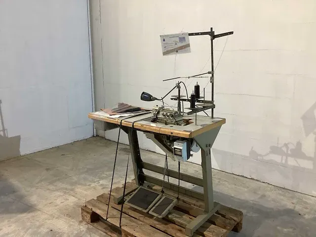 Union special ev900 naaimachine - afbeelding 1 van  9