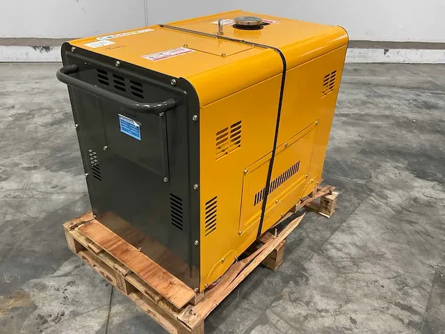 Universal kraft uk diesel 9500 stroomgenerator - afbeelding 3 van  6