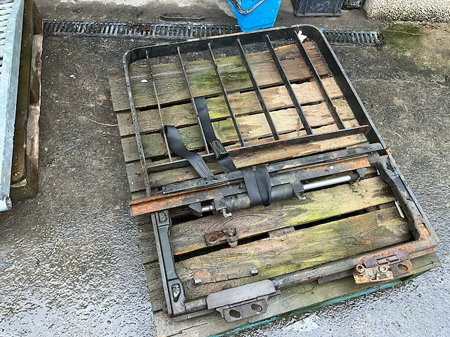 Universeel schuifbord voor vorkheftruck - afbeelding 1 van  5
