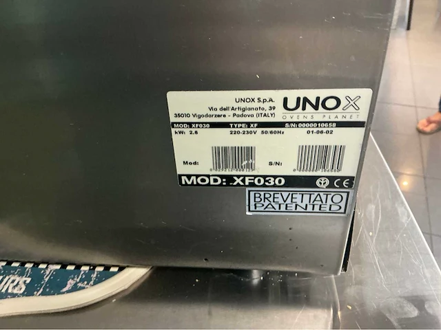 Unox heteluchtoven,microgolf en inox tafeltje xf 030 heteluchtoven - afbeelding 3 van  4