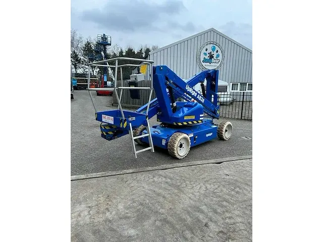 Upright - ab38 - hoogwerker - afbeelding 4 van  9