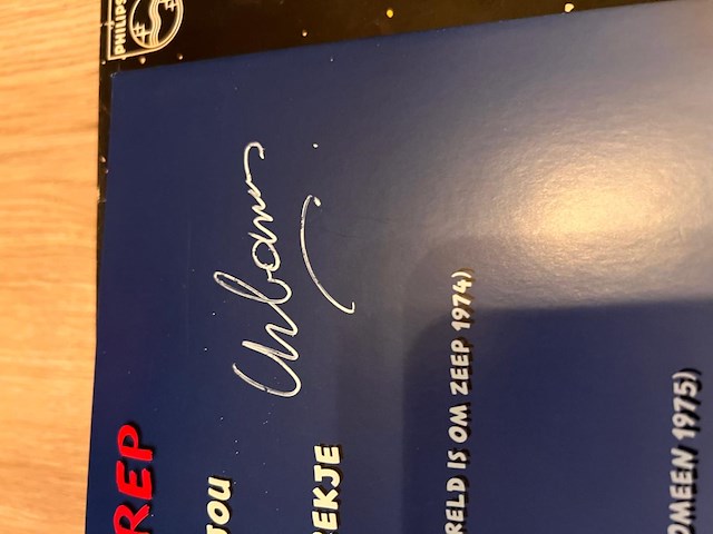 Urbanus kplt reeks+lp's+puzzels+2beeldjes getekend+boeken gesigneerd+monopoly+ t-shirt - afbeelding 9 van  19