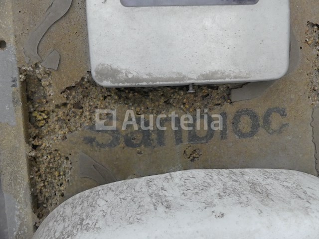 Urinoir met geïntegreerd geberit sanbloc-systeem - afbeelding 1 van  5