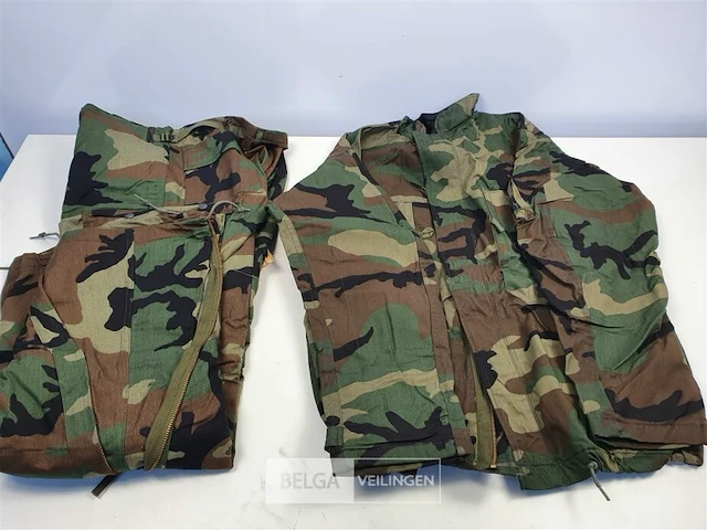 Us army chemical protective suit nbc pak - afbeelding 1 van  11