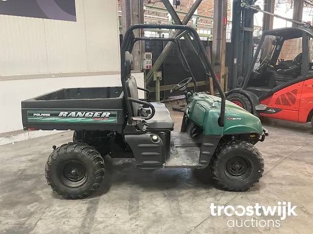 Utility tractor - afbeelding 5 van  10