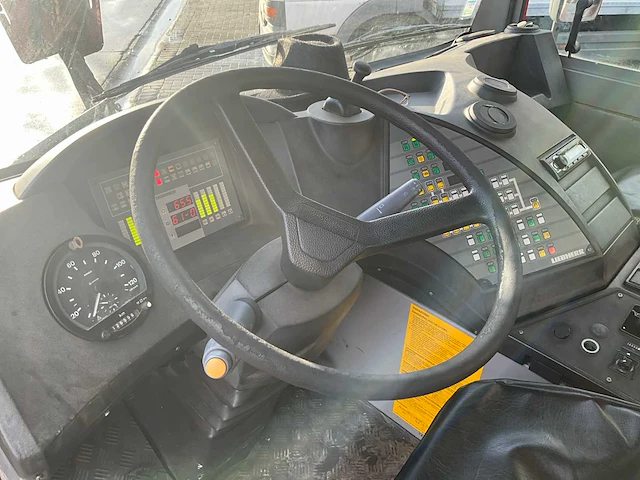 Utm 625 liebherr telescoopkraan l35 - afbeelding 6 van  39