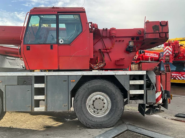 Utm 625 liebherr telescoopkraan l35 - afbeelding 35 van  39