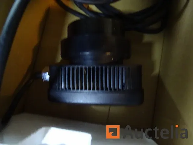 Uv-c clarifier spot t.i.p spu 36000 voor zwembad - afbeelding 5 van  5