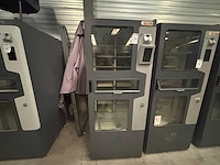 V90 - brood & voeding - automat - afbeelding 1 van  3