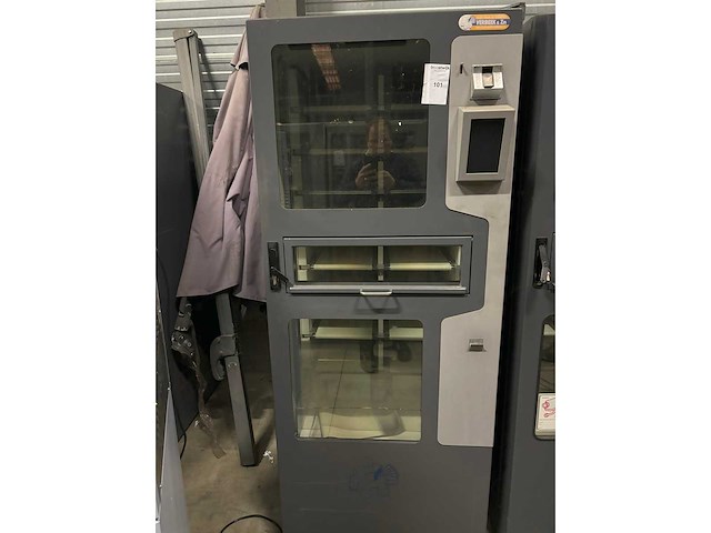 V90 - brood & voeding - automat - afbeelding 2 van  3