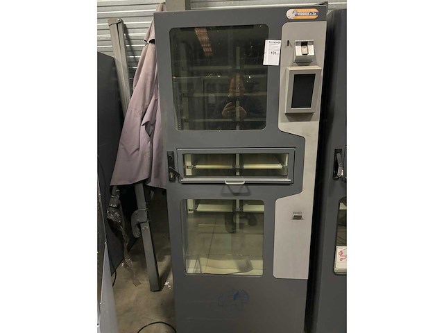 V90 - brood & voeding - automat - afbeelding 3 van  3