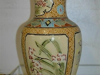 Vaas met bloemen h=52cm - afbeelding 1 van  3