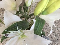 Vaas met bloemen sia - afbeelding 2 van  2