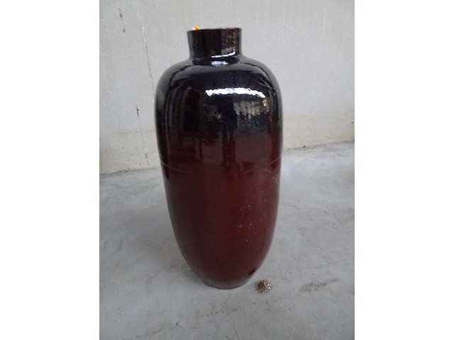 Vaas met gouden bloemstukken - afbeelding 1 van  2