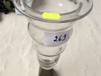 Vaas op metalen voet - afbeelding 1 van  3