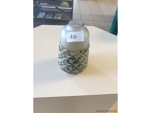 Vaas - afbeelding 1 van  2