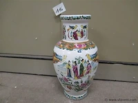 Vaas - afbeelding 1 van  3