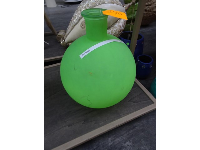 Vaas - afbeelding 1 van  1