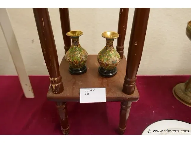 Vaasjes in cloisonne - afbeelding 1 van  1