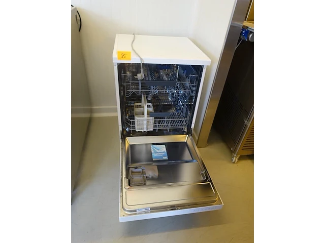 Vaatwas beko - afbeelding 3 van  4