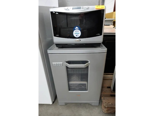 Vaatwas + oven whirlpool/electrolux - afbeelding 1 van  6