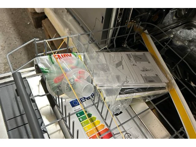 Vaatwas zanussi - afbeelding 6 van  10