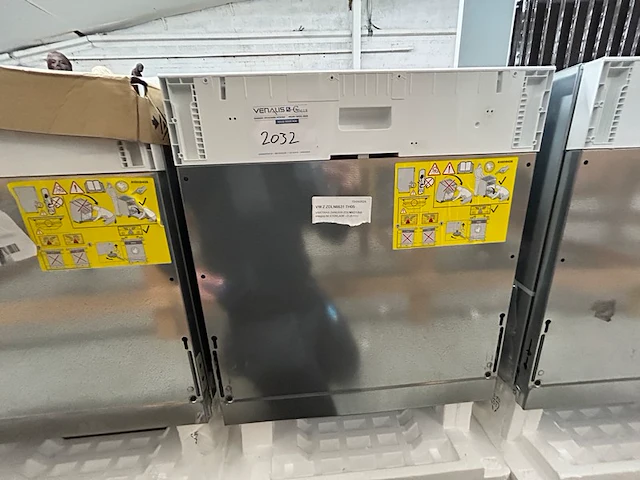 Vaatwas zanussi - afbeelding 1 van  7