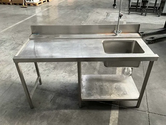 Vaatwasmachine hobart amx-10 a met bijhorende doorschuiftafels - afbeelding 3 van  19