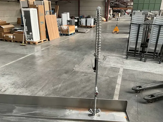 Vaatwasmachine hobart amx-10 a met bijhorende doorschuiftafels - afbeelding 4 van  19