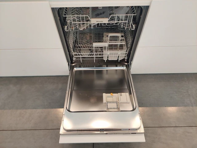 Vaatwasmachine miele g6060 - afbeelding 1 van  7